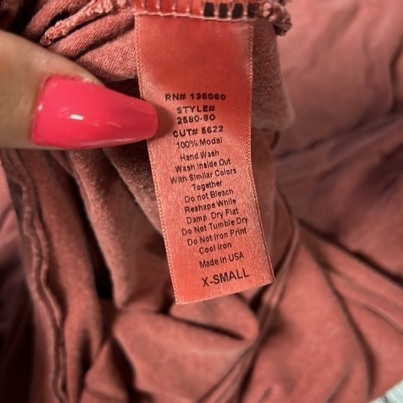 Project Social T urban outfitters shirt size XS - Picture 7 of 7